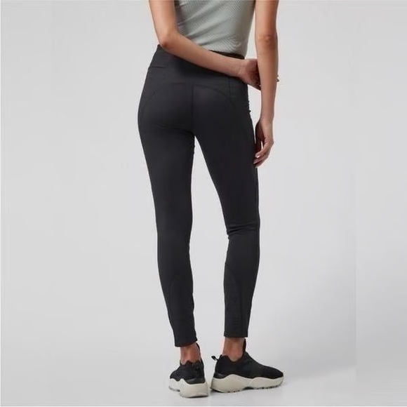 Athleta Peak Hybrid Fleece High-Rise Tights in Black, size Small - Picture 11 of 15